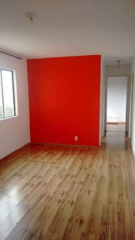 Apartamento à venda com 3 quartos, 65m² - Foto 2