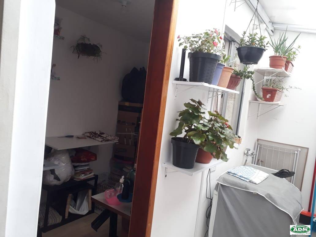 Casa à venda com 2 quartos, 70m² - Foto 22