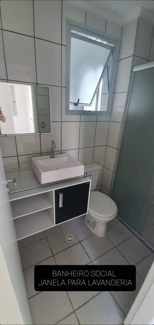 Apartamento para alugar com 3 quartos, 72m² - Foto 3