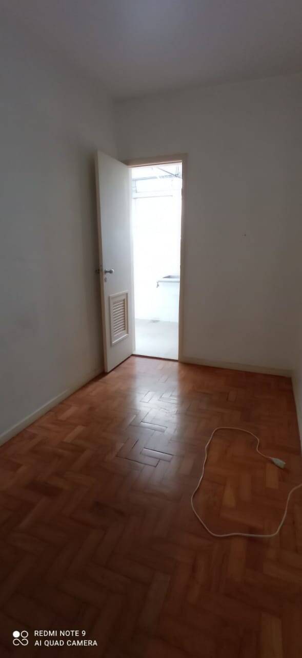 Apartamento à venda com 3 quartos, 112m² - Foto 1