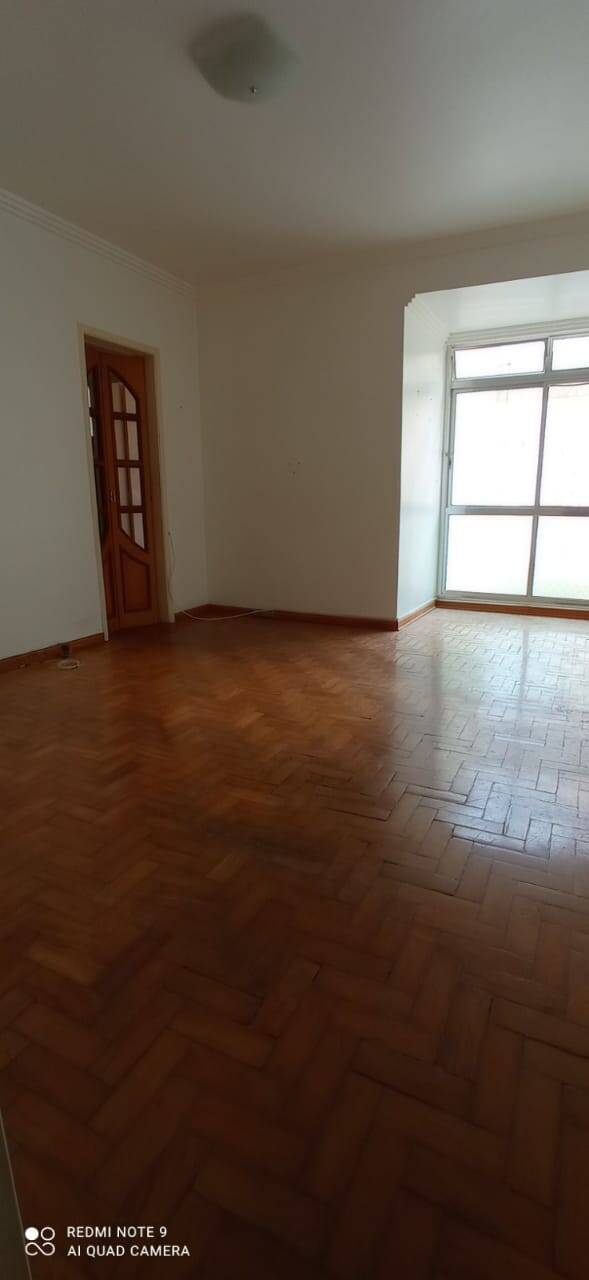 Apartamento à venda com 3 quartos, 112m² - Foto 17