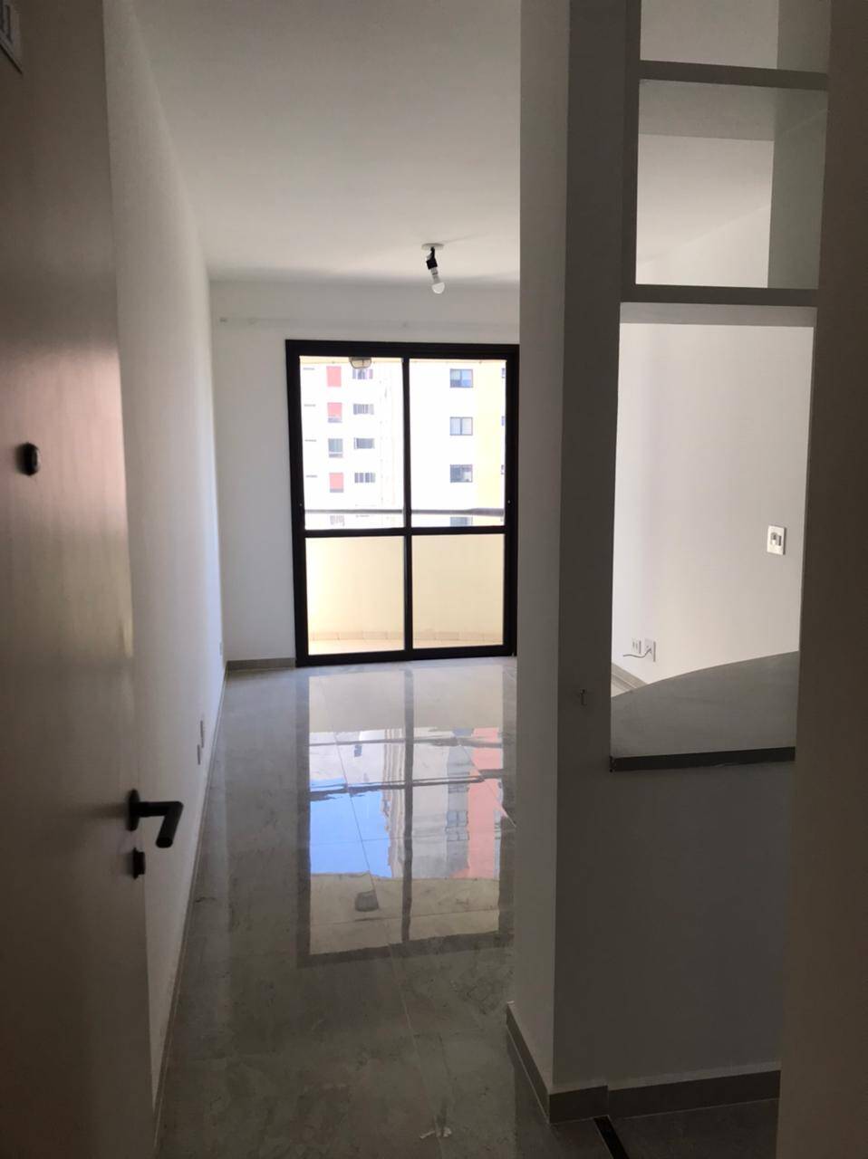 Apartamento para alugar com 1 quarto, 45m² - Foto 11