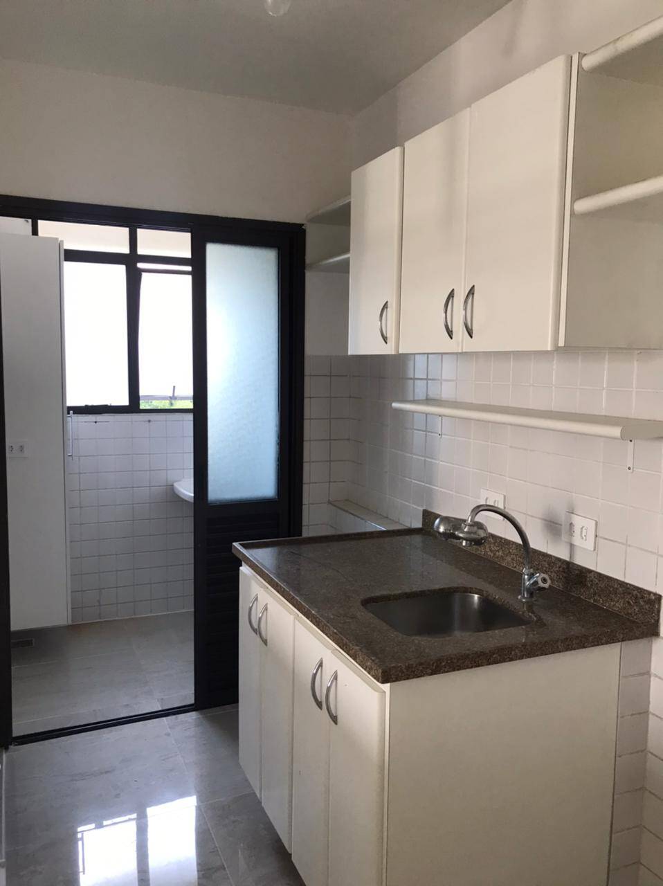 Apartamento para alugar com 1 quarto, 45m² - Foto 15