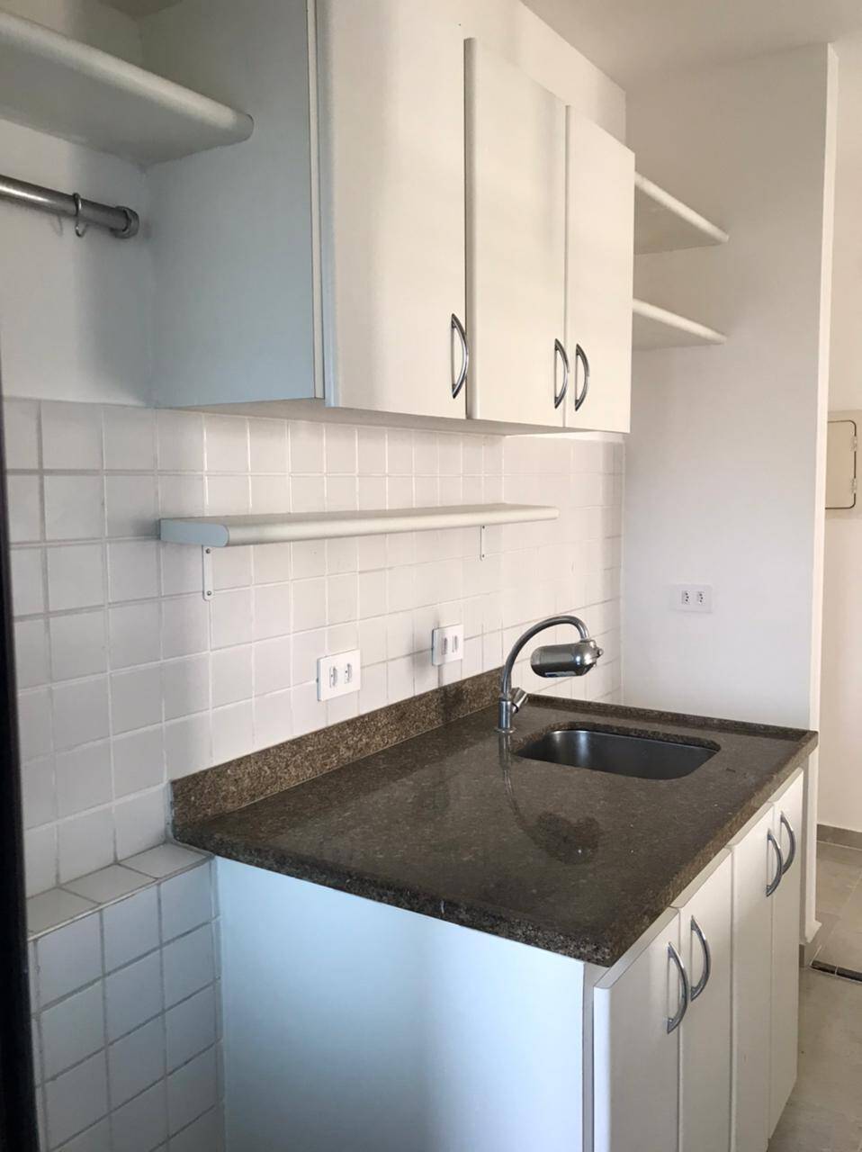 Apartamento para alugar com 1 quarto, 45m² - Foto 19