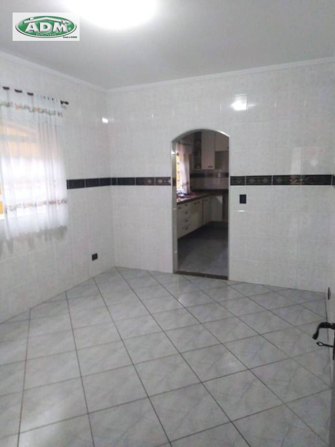 Casa à venda com 4 quartos, 250m² - Foto 19