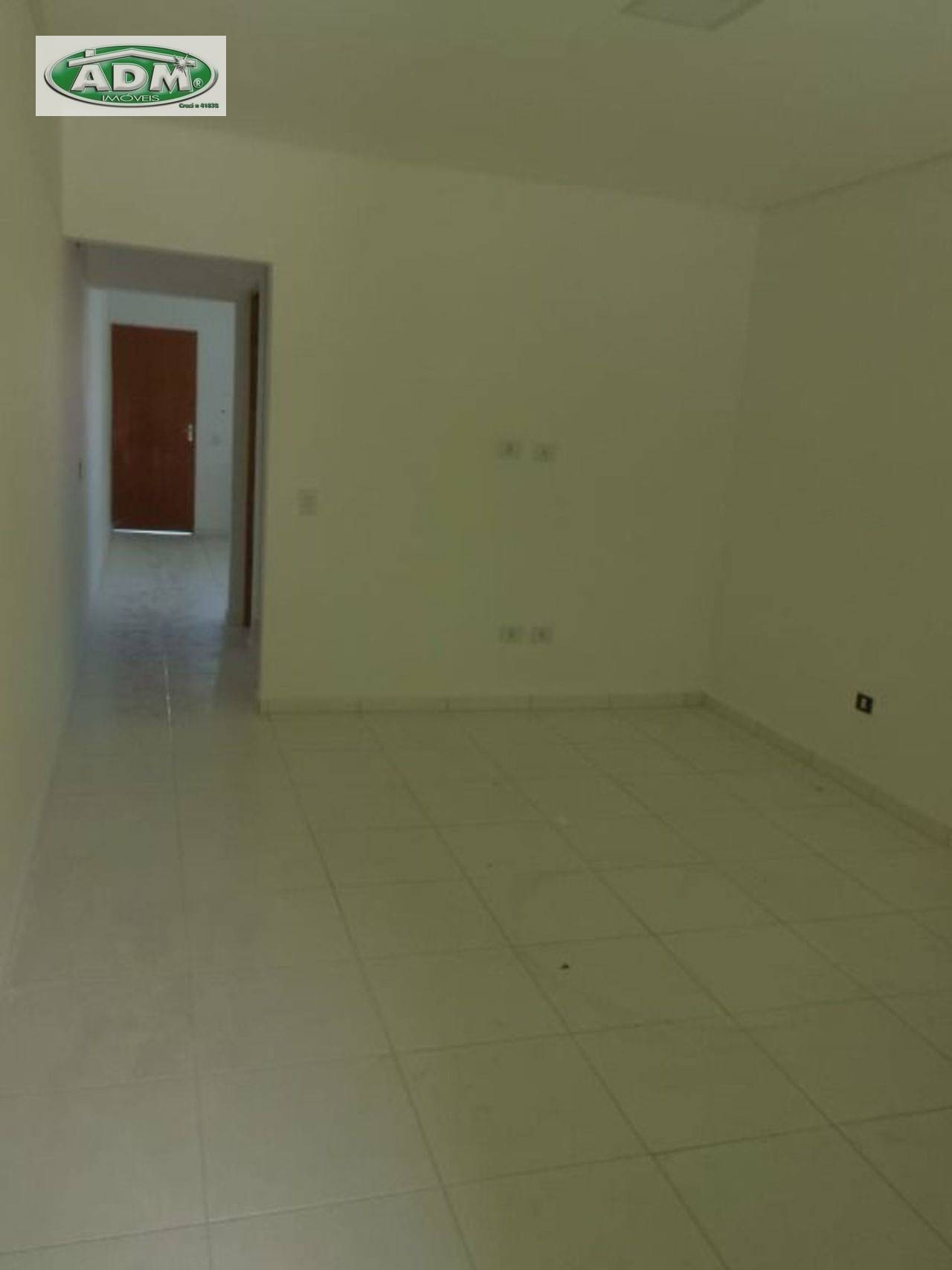 Casa à venda com 2 quartos, 150m² - Foto 3