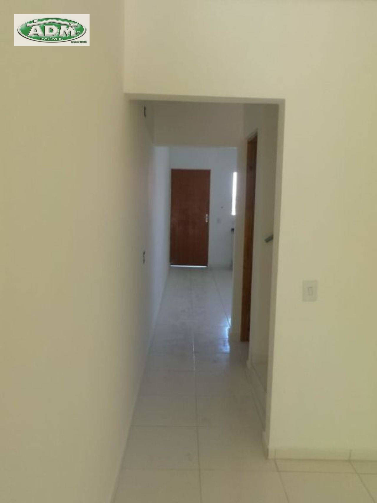 Casa à venda com 2 quartos, 150m² - Foto 4