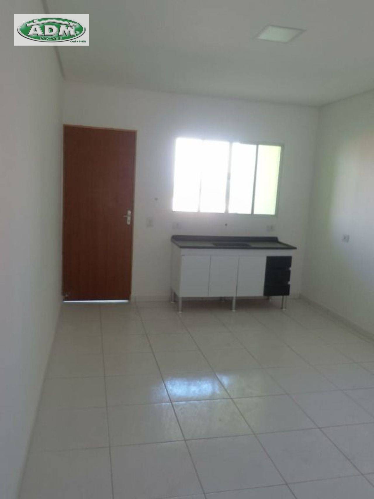 Casa à venda com 2 quartos, 150m² - Foto 2