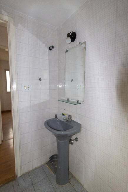 Apartamento para alugar com 2 quartos, 60m² - Foto 2