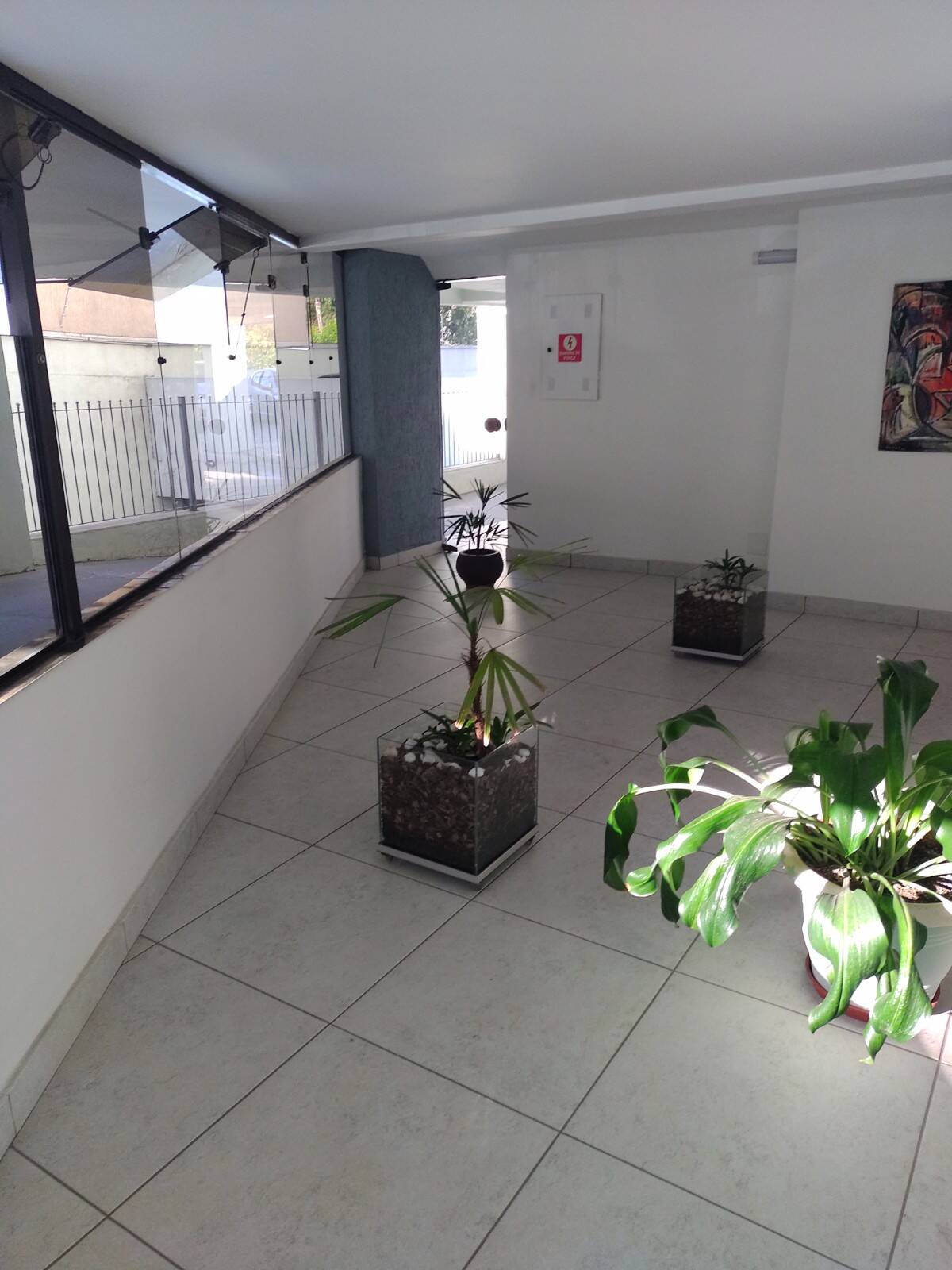 Apartamento à venda com 2 quartos, 58m² - Foto 2