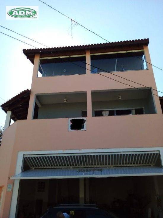 Sobrado à venda com 4 quartos, 300m² - Foto 1