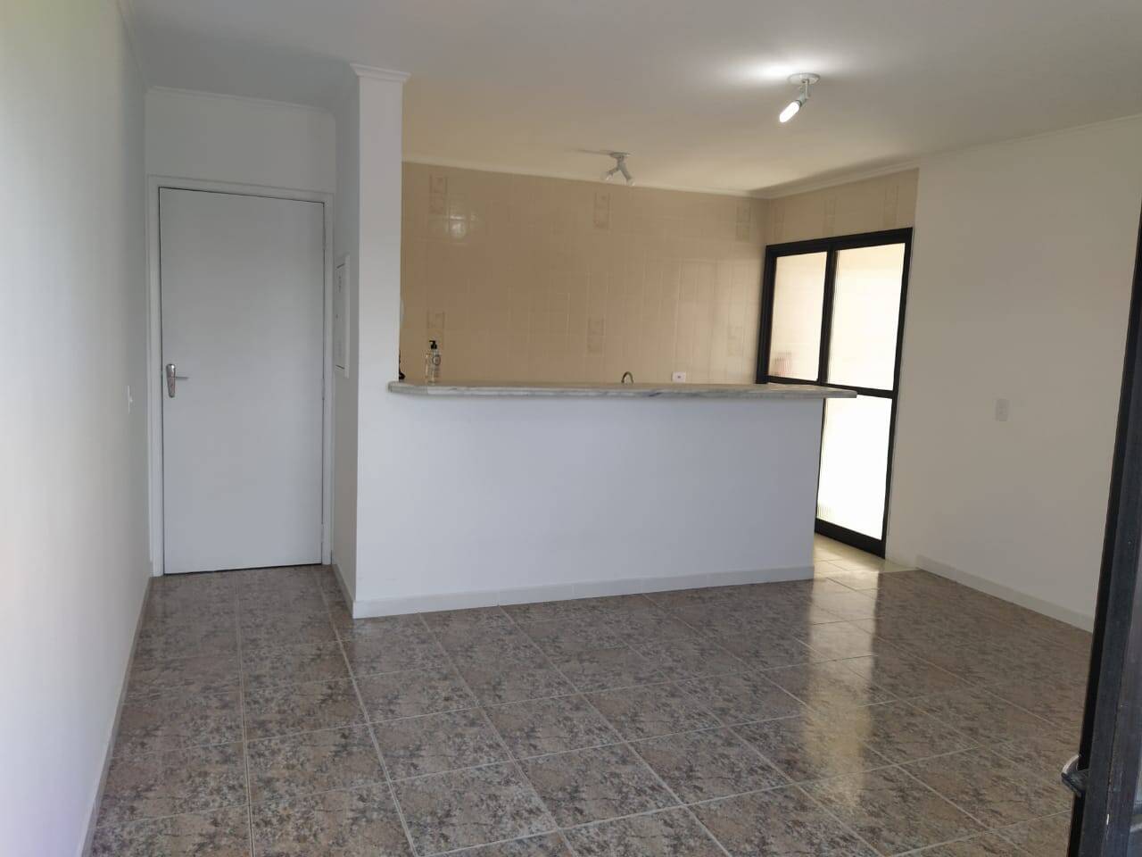 Apartamento à venda com 2 quartos, 50m² - Foto 29