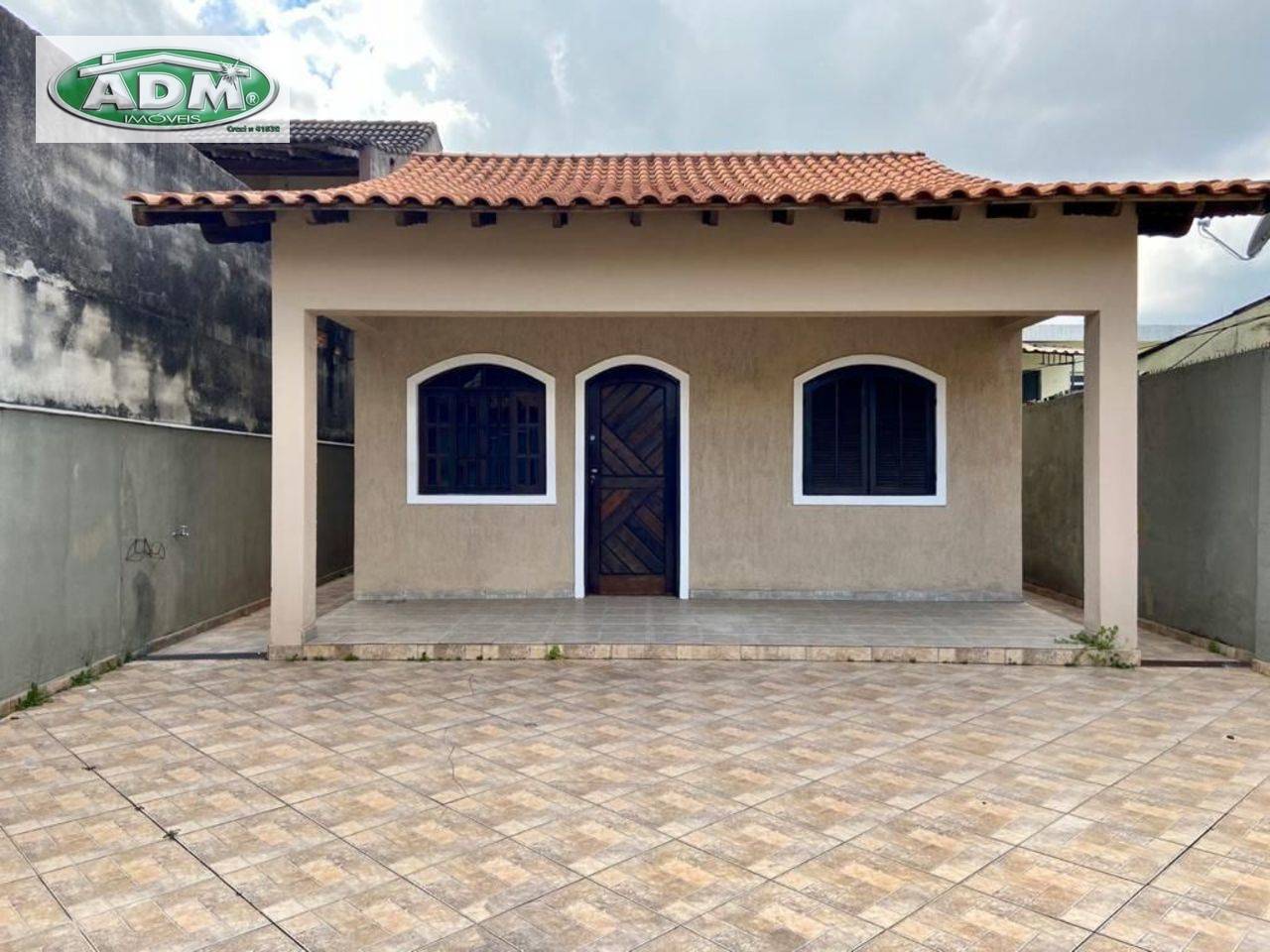 Casa à venda com 2 quartos, 115m² - Foto 1