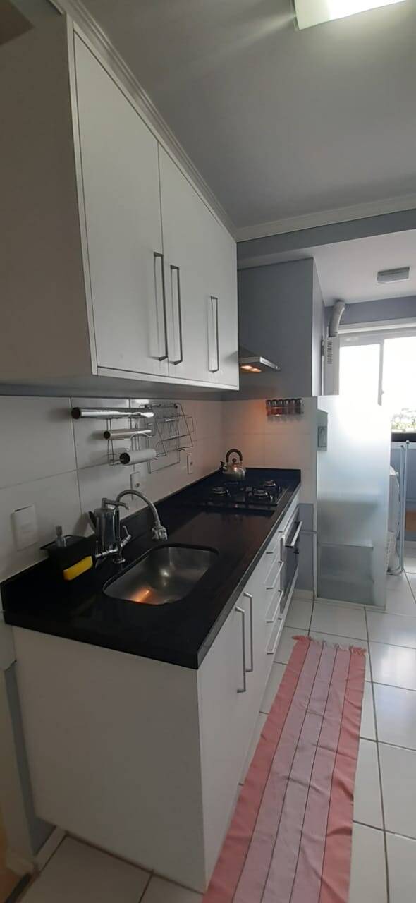 Apartamento à venda com 2 quartos, 48m² - Foto 2