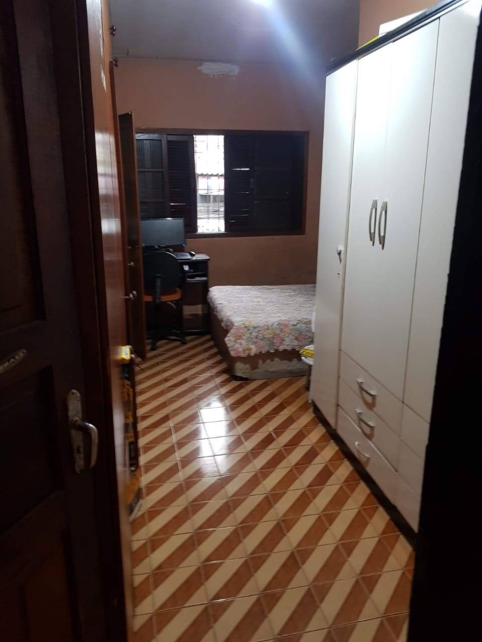 Casa à venda com 3 quartos, 200m² - Foto 6