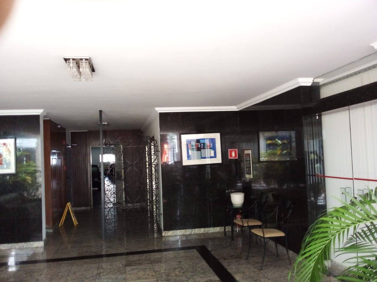 Apartamento para alugar com 3 quartos, 120m² - Foto 3