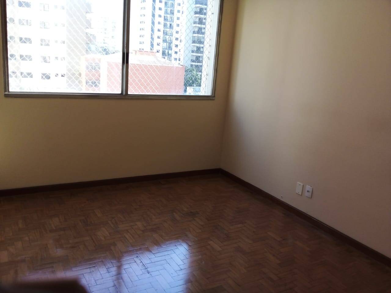 Apartamento para alugar com 3 quartos, 120m² - Foto 7