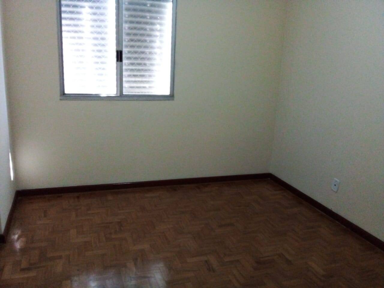 Apartamento para alugar com 3 quartos, 120m² - Foto 8