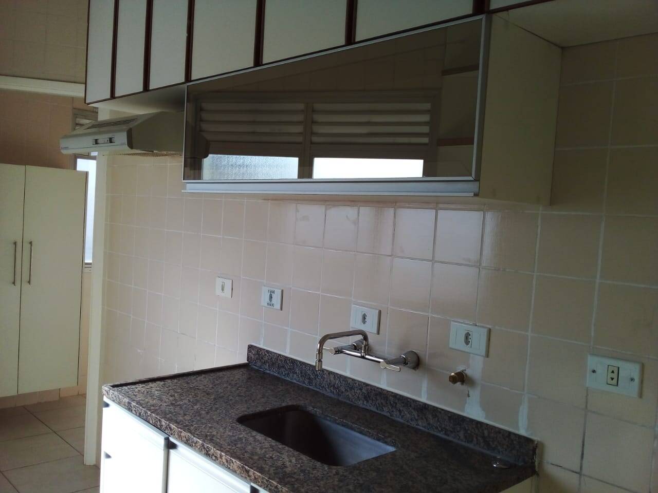 Apartamento à venda com 2 quartos, 65m² - Foto 10