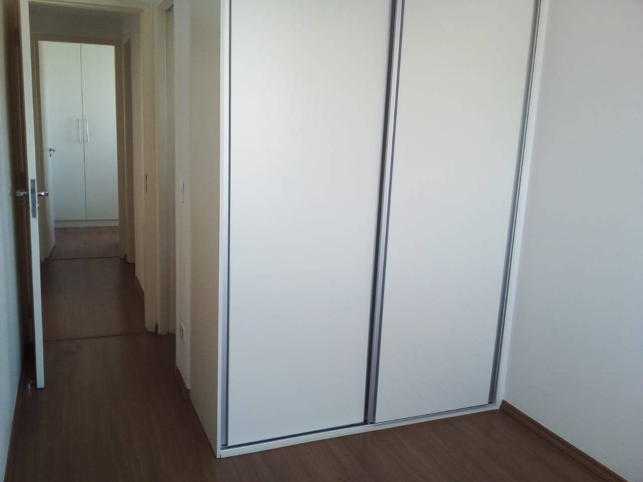 Apartamento à venda com 2 quartos, 65m² - Foto 17