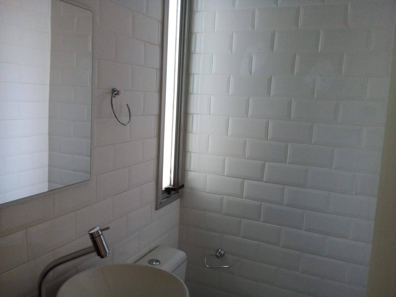 Apartamento à venda com 2 quartos, 65m² - Foto 18