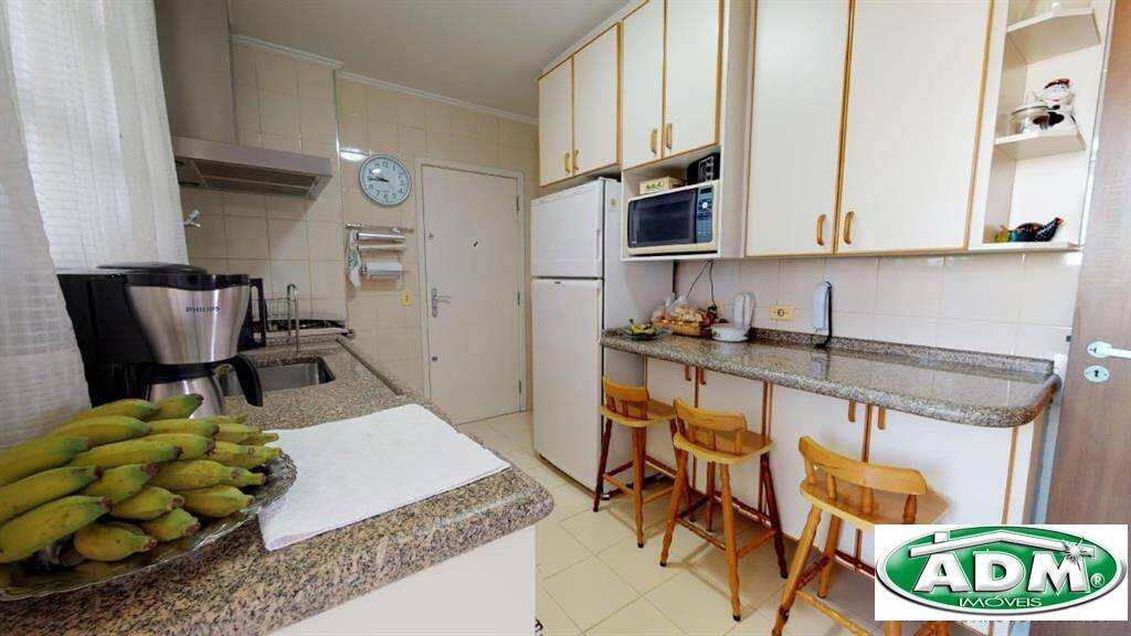 Apartamento à venda com 2 quartos, 95m² - Foto 11