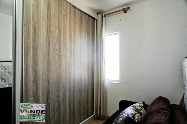 Apartamento à venda com 2 quartos, 55m² - Foto 11