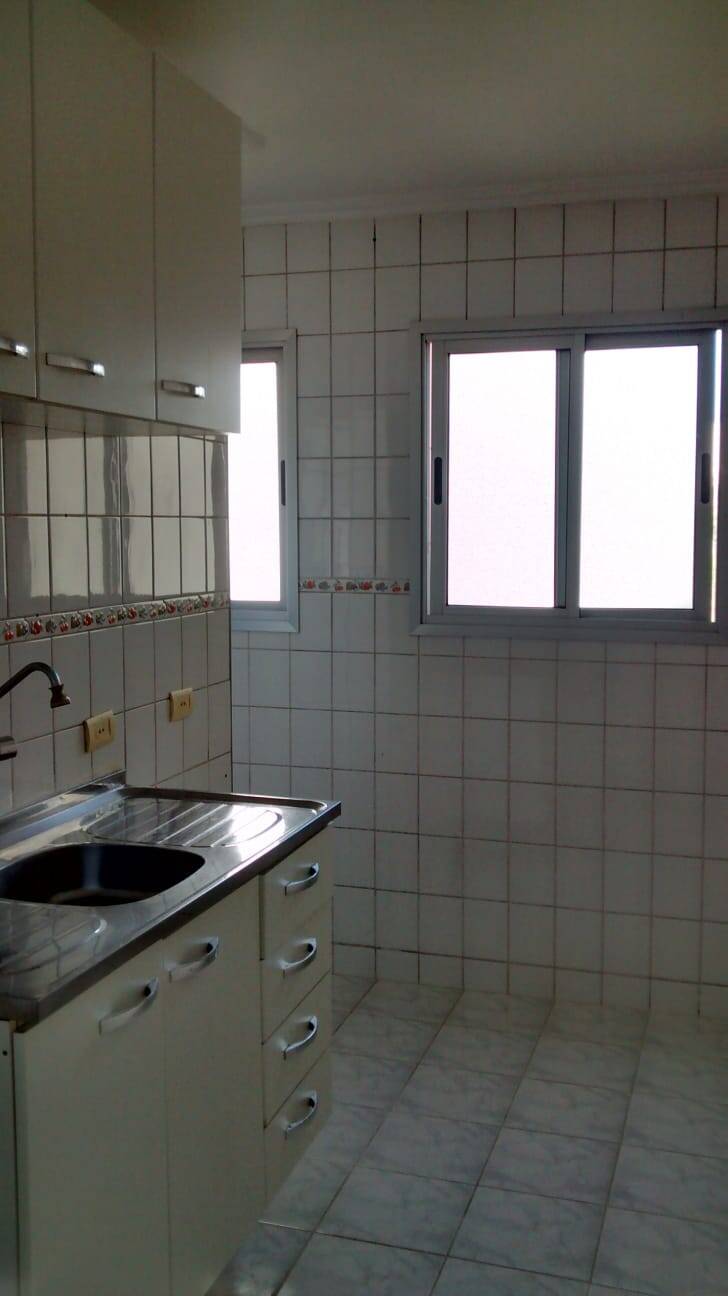 Apartamento à venda com 2 quartos, 63m² - Foto 8