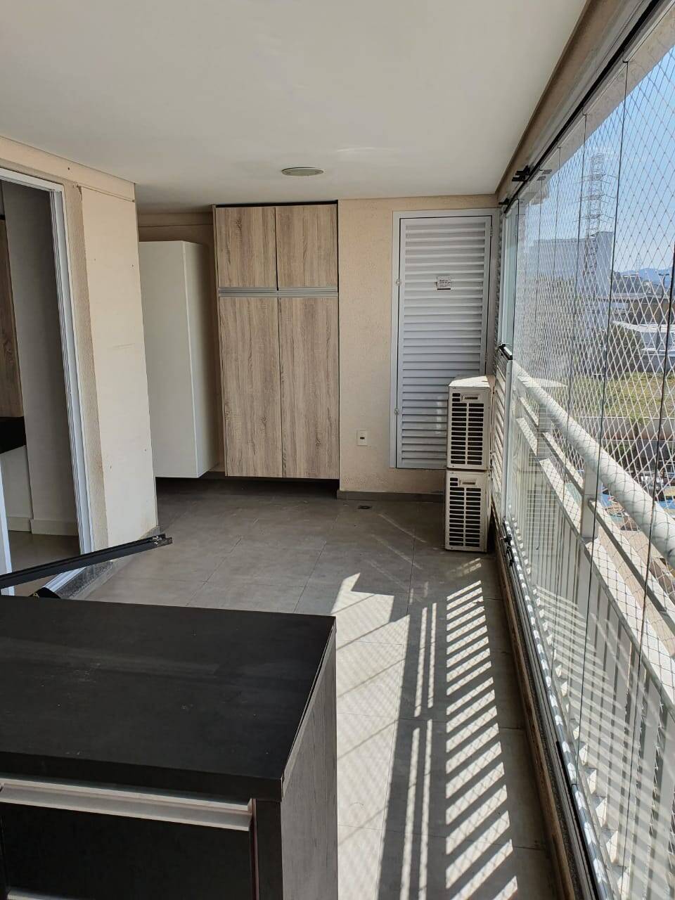 Apartamento à venda com 2 quartos, 70m² - Foto 3