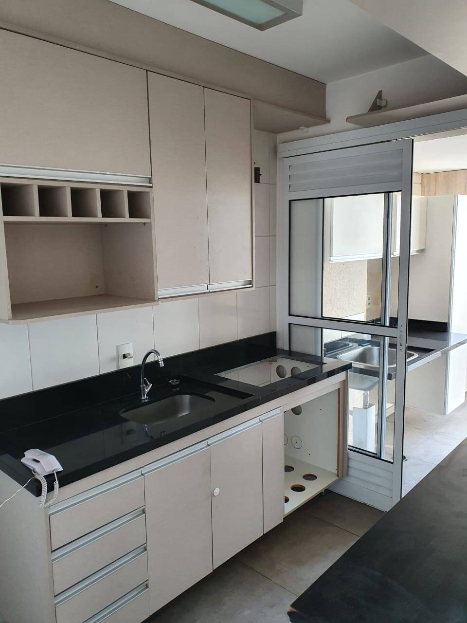 Apartamento à venda com 2 quartos, 70m² - Foto 6