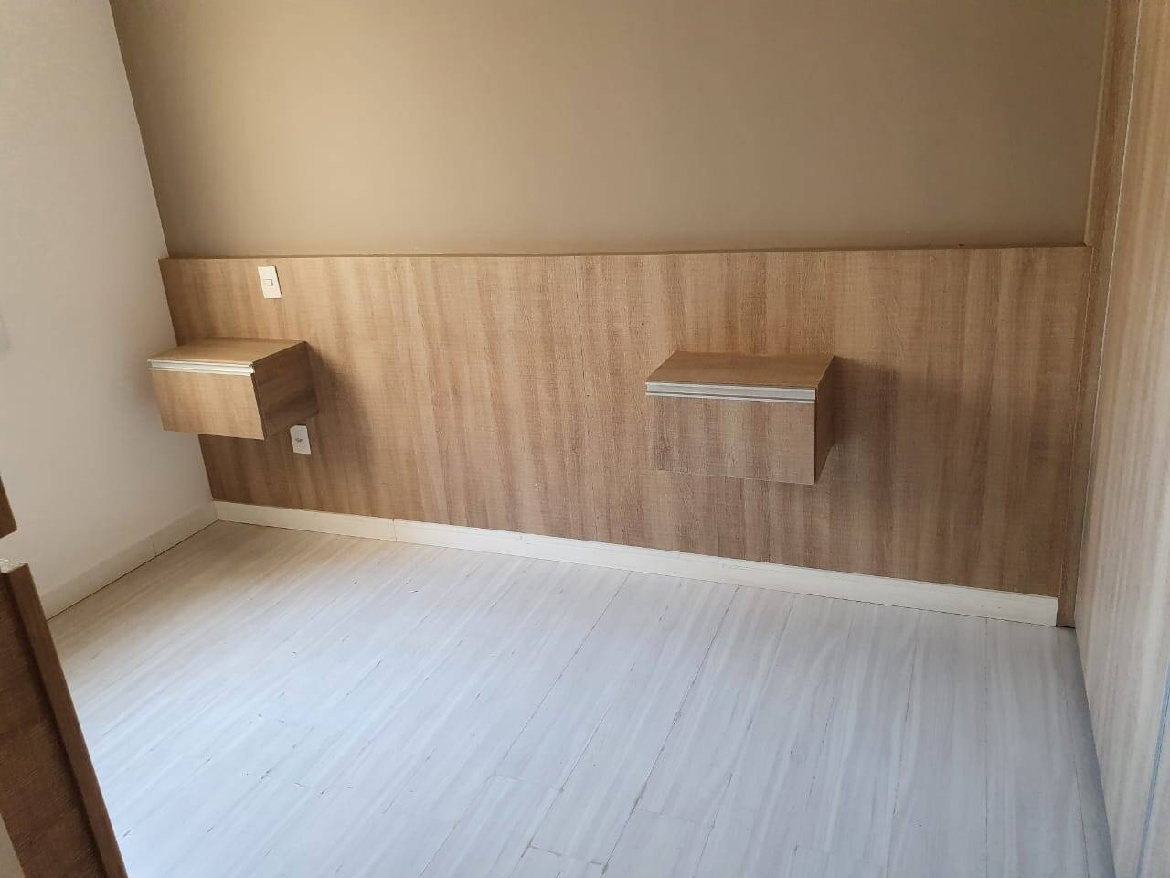 Apartamento à venda com 2 quartos, 70m² - Foto 19