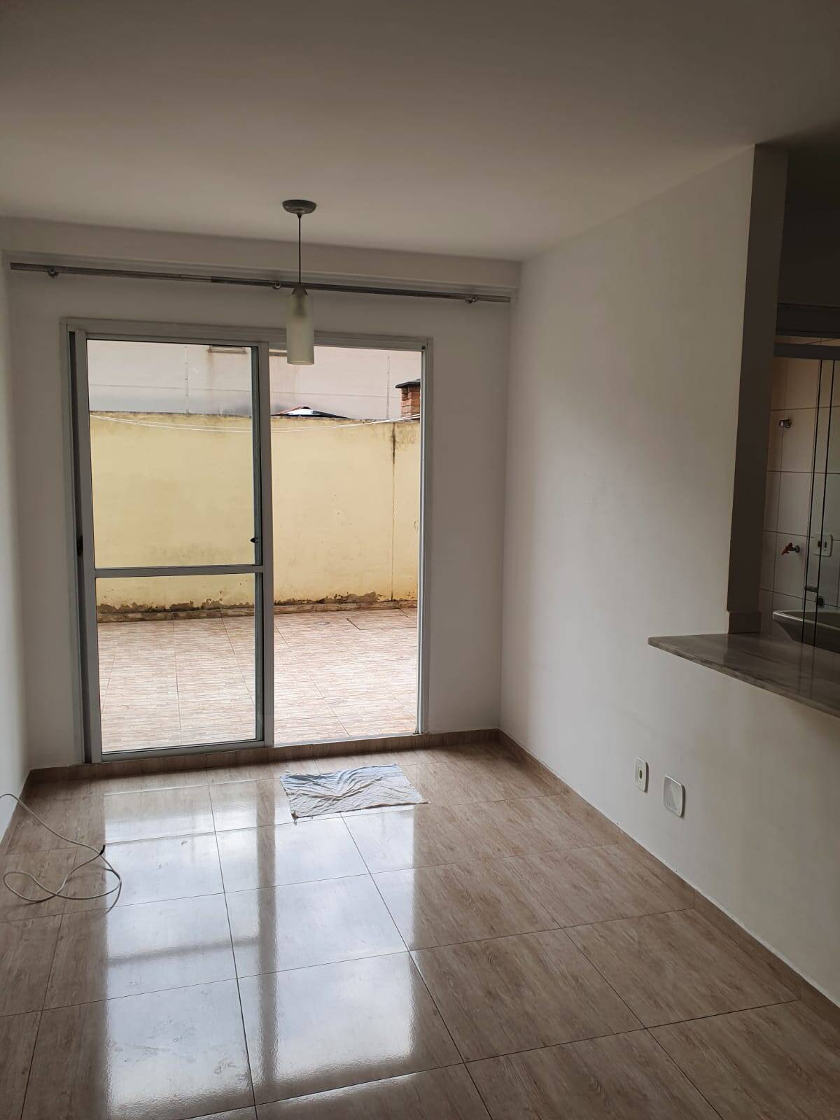 Apartamento para alugar com 2 quartos, 60m² - Foto 13