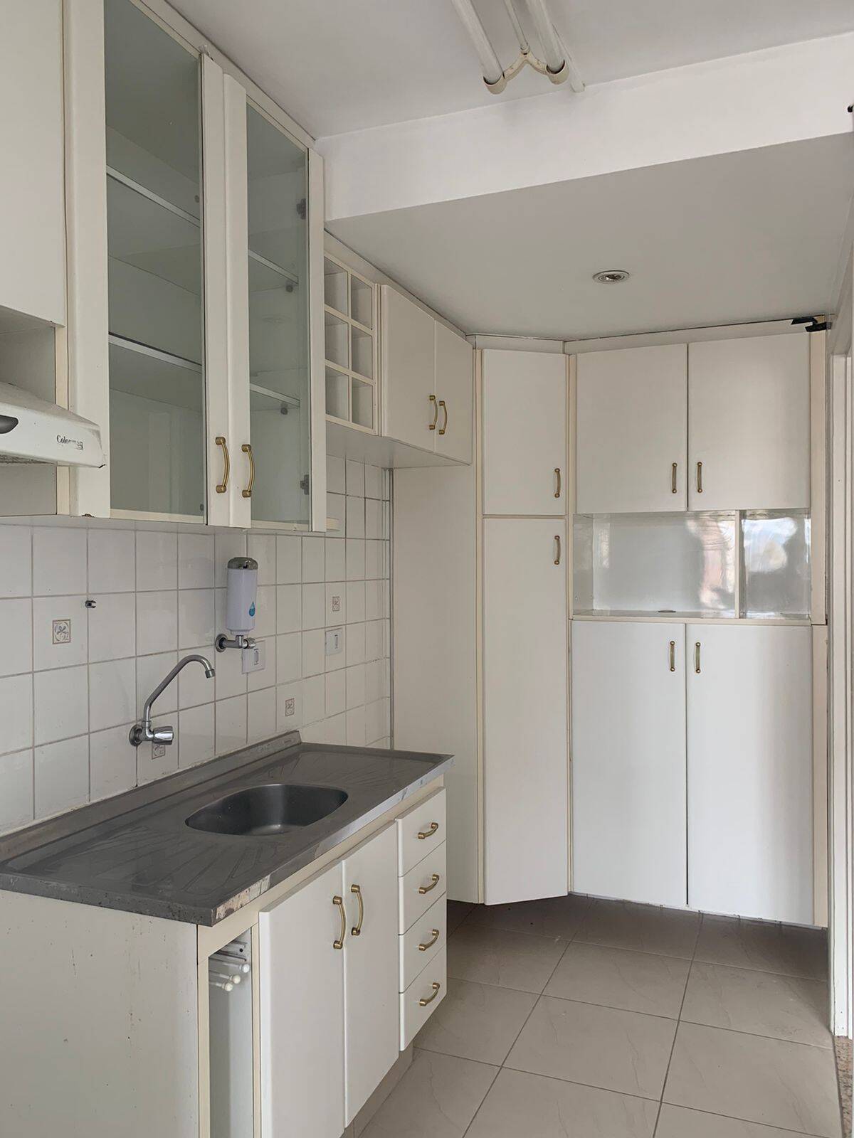 Apartamento à venda com 2 quartos, 60m² - Foto 37