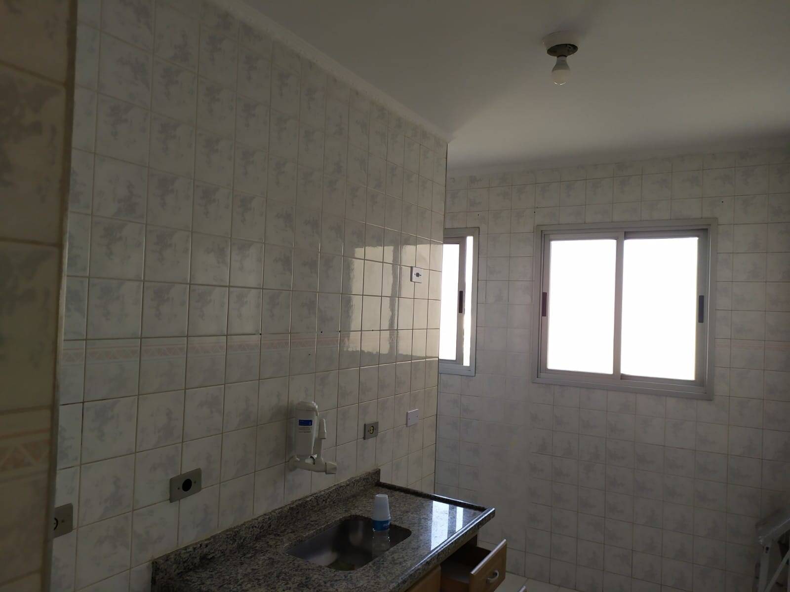 Apartamento à venda com 2 quartos, 62m² - Foto 9