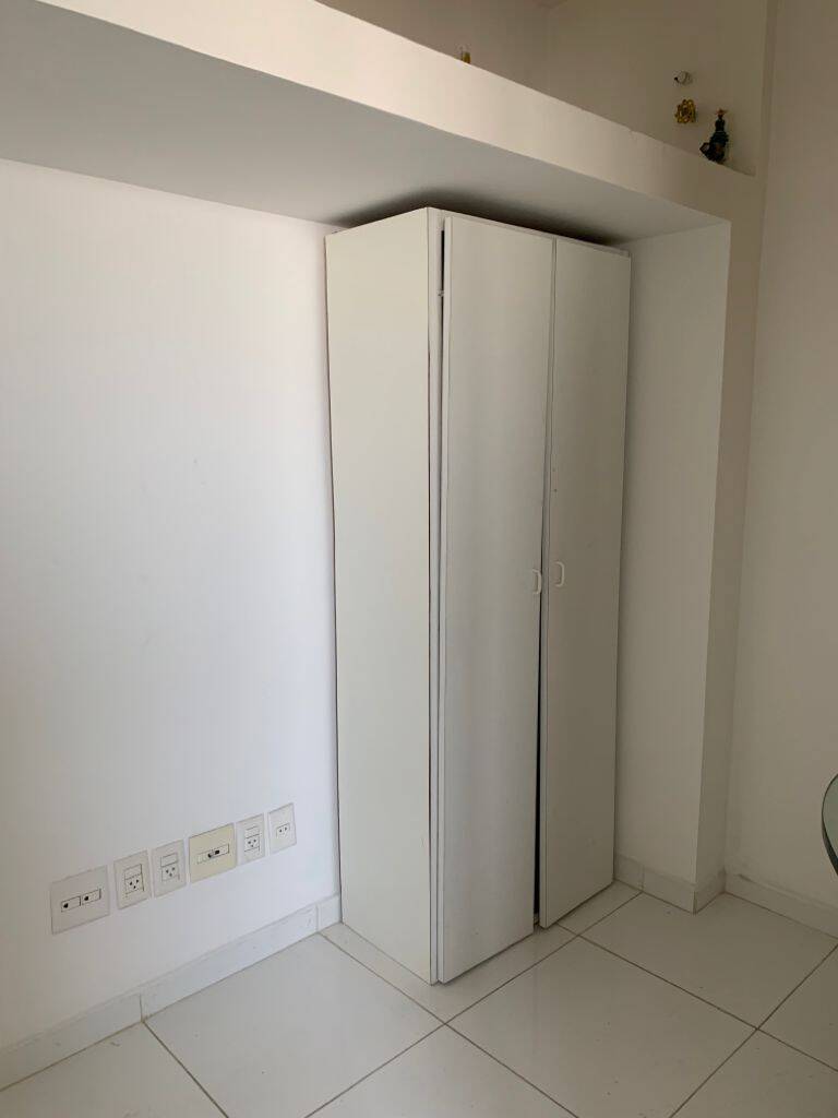 Apartamento para alugar com 3 quartos, 160m² - Foto 35