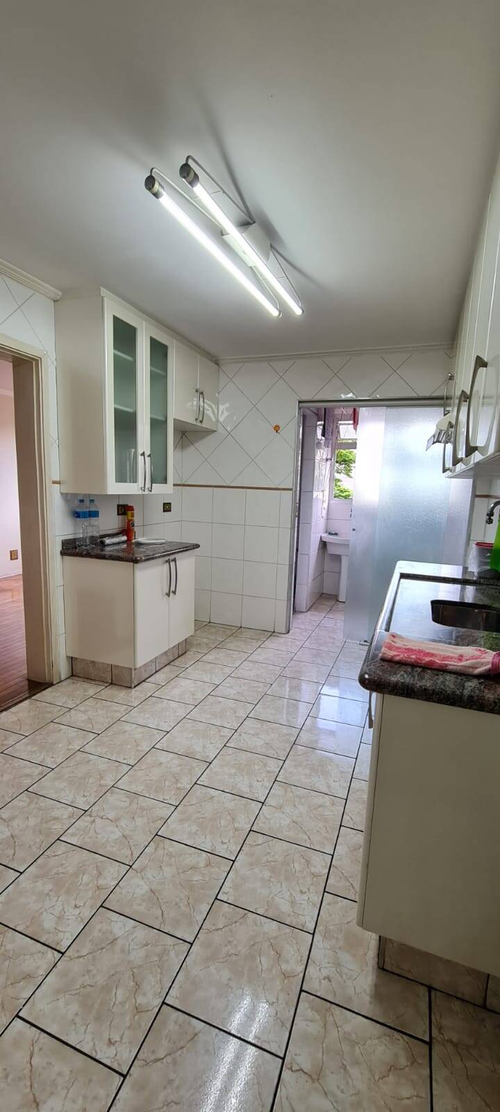 Apartamento para alugar com 3 quartos, 93m² - Foto 7