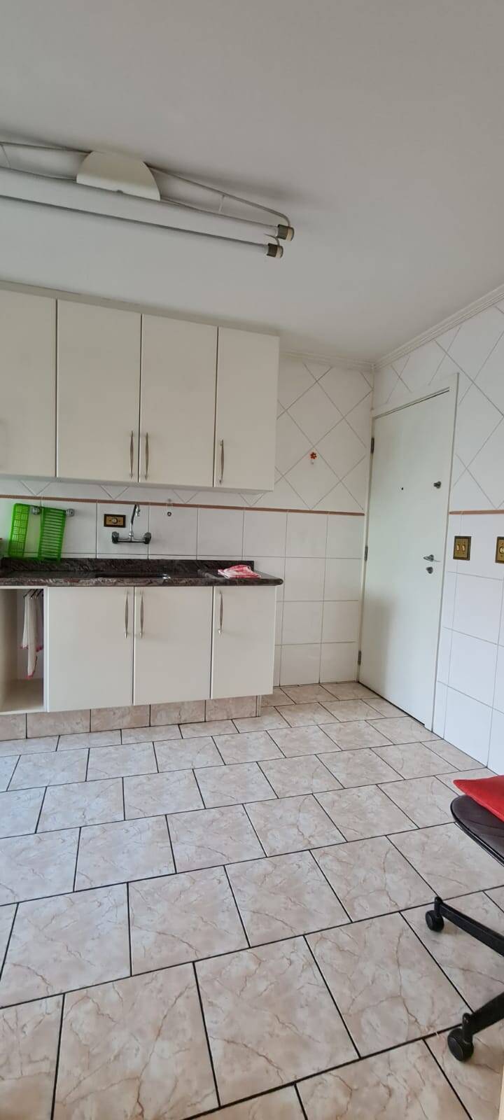 Apartamento para alugar com 3 quartos, 93m² - Foto 5