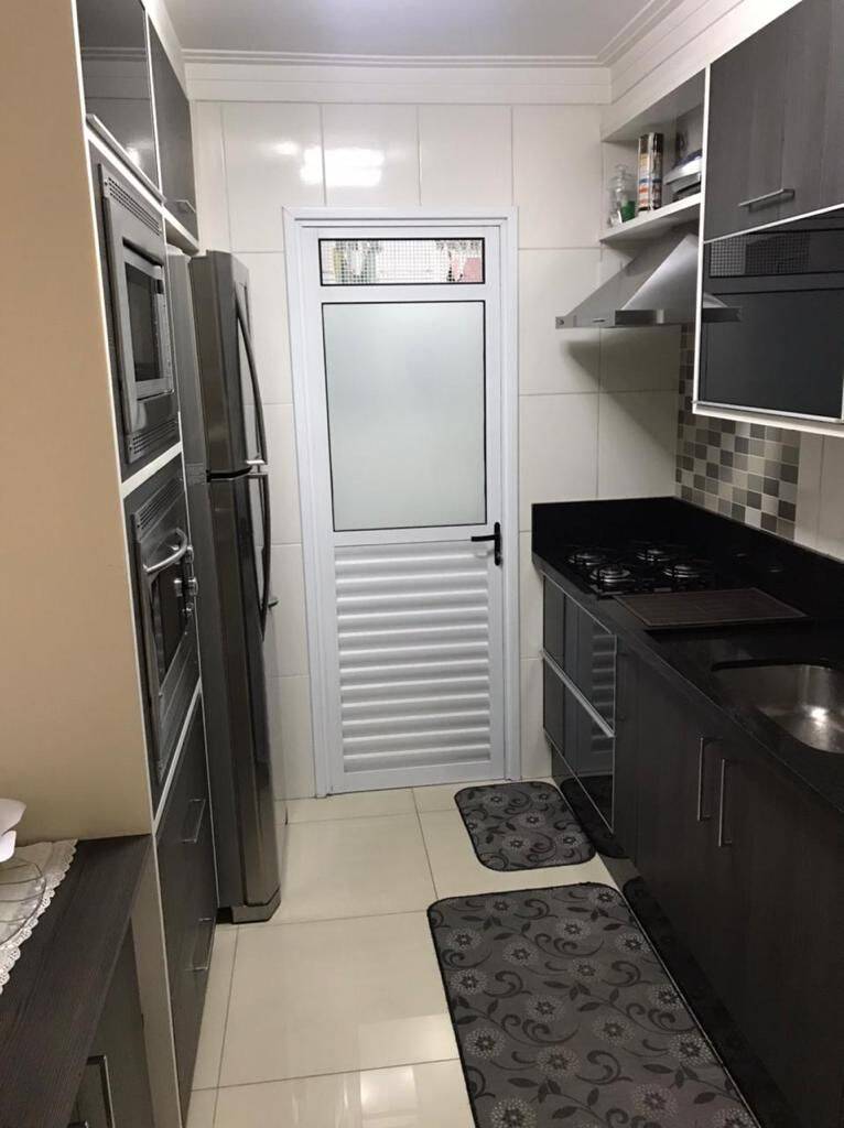 Apartamento à venda com 3 quartos, 82m² - Foto 11