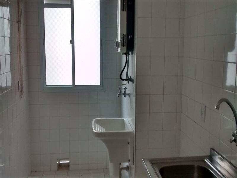 Apartamento para alugar com 2 quartos, 50m² - Foto 12