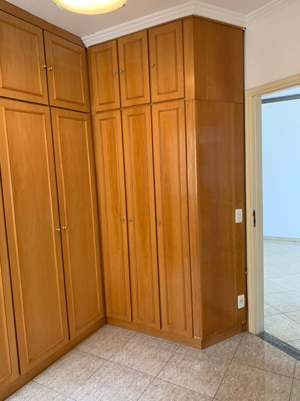 Apartamento para alugar com 2 quartos, 60m² - Foto 58