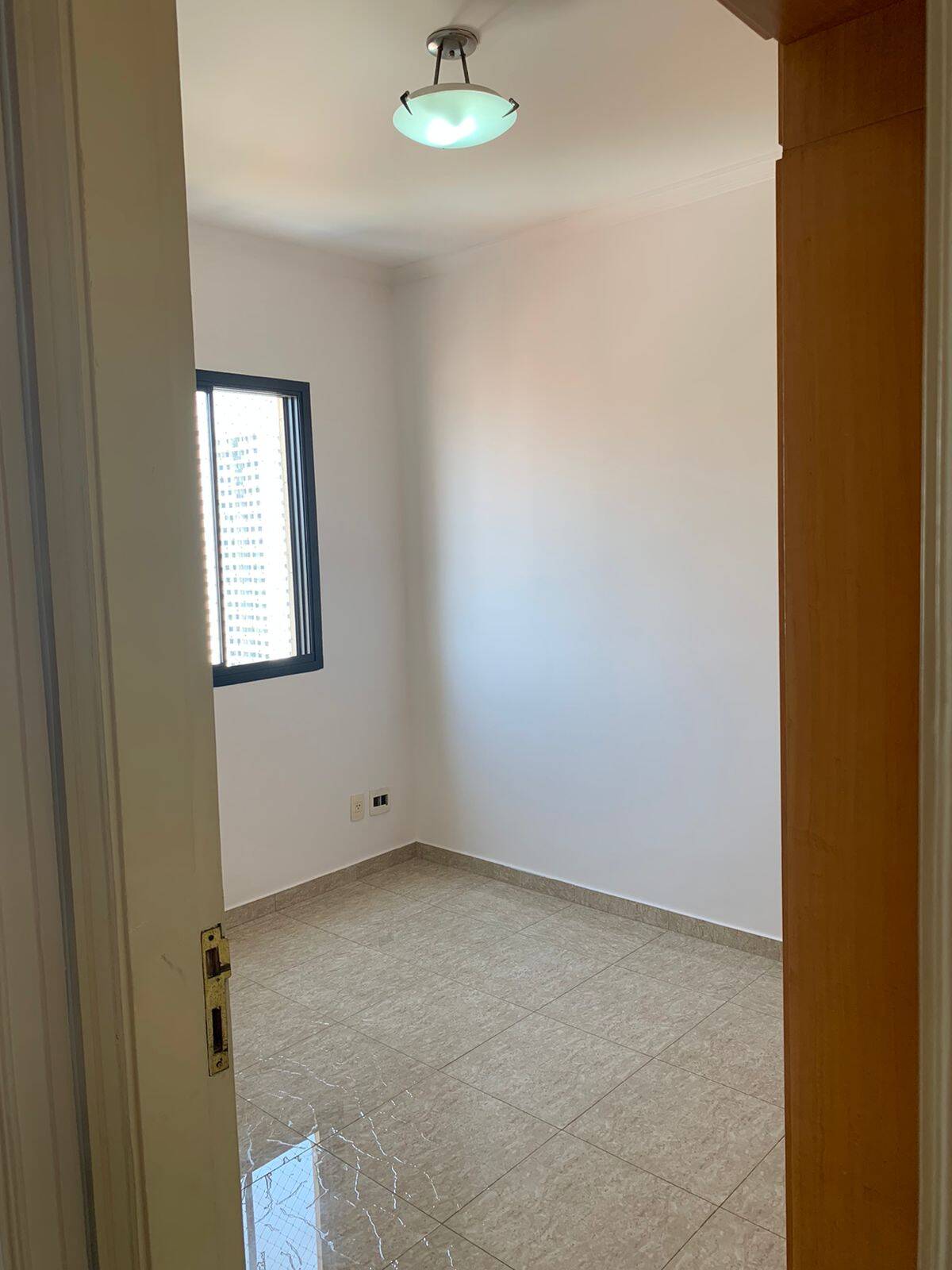 Apartamento para alugar com 2 quartos, 60m² - Foto 60