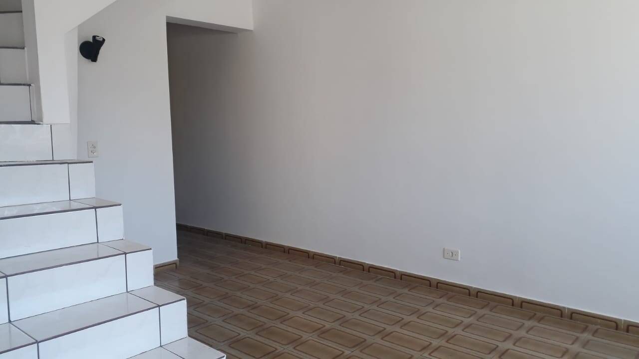 Sobrado para alugar com 2 quartos, 120m² - Foto 8