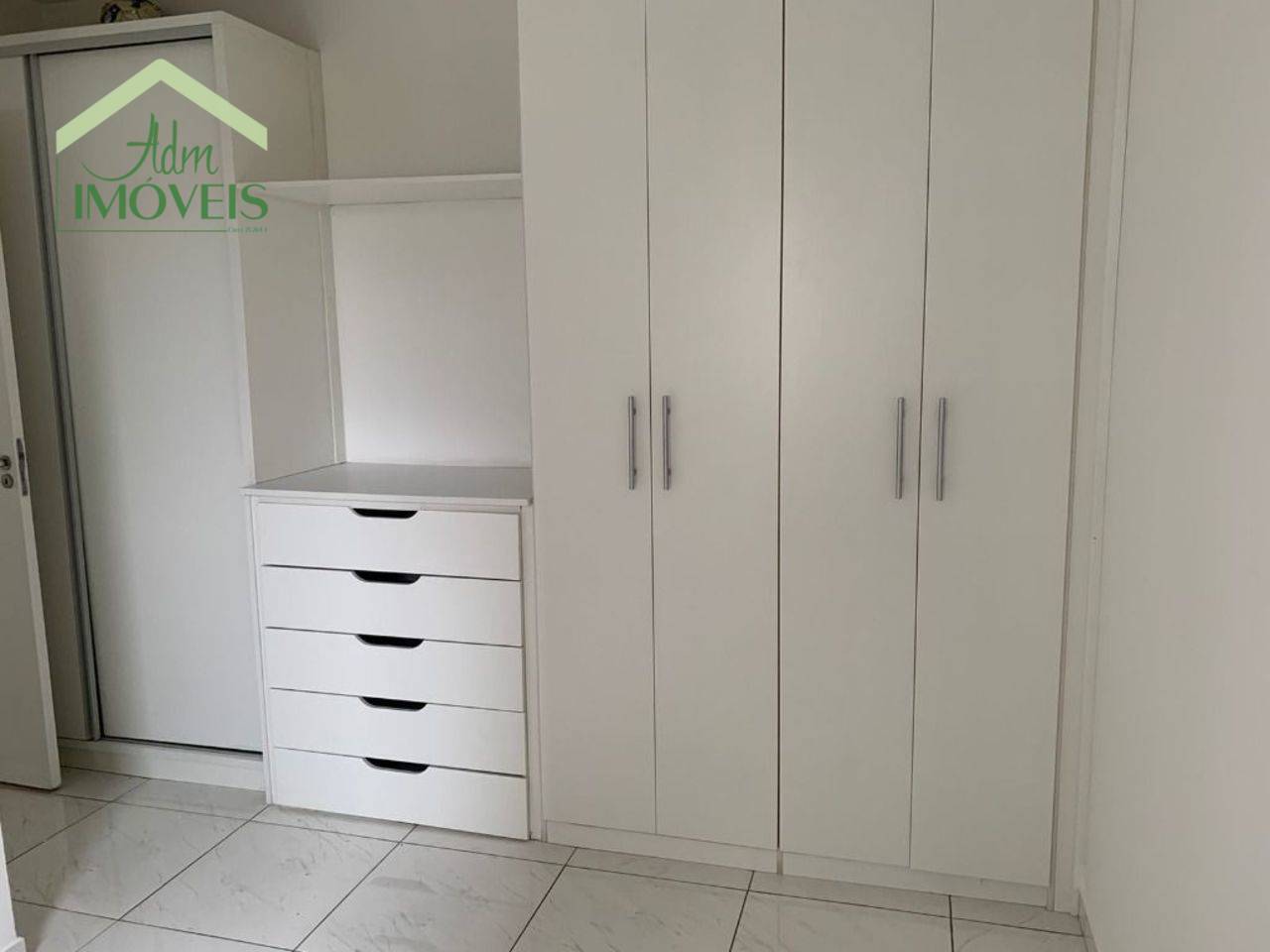 Apartamento para alugar com 2 quartos, 63m² - Foto 6