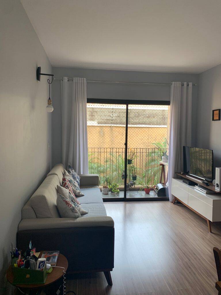 Apartamento à venda com 2 quartos, 60m² - Foto 2