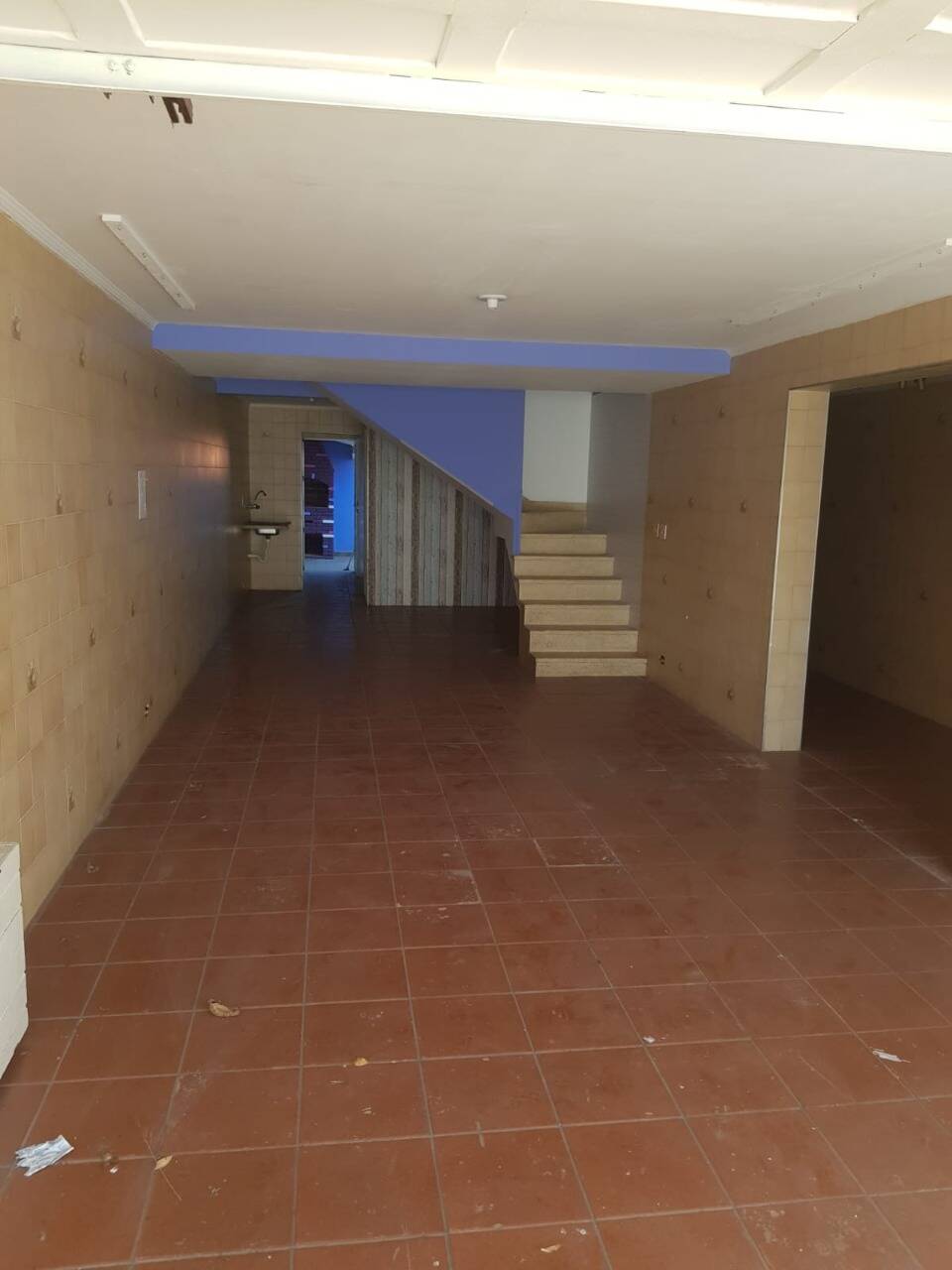 Casa para alugar com 3 quartos, 200m² - Foto 4