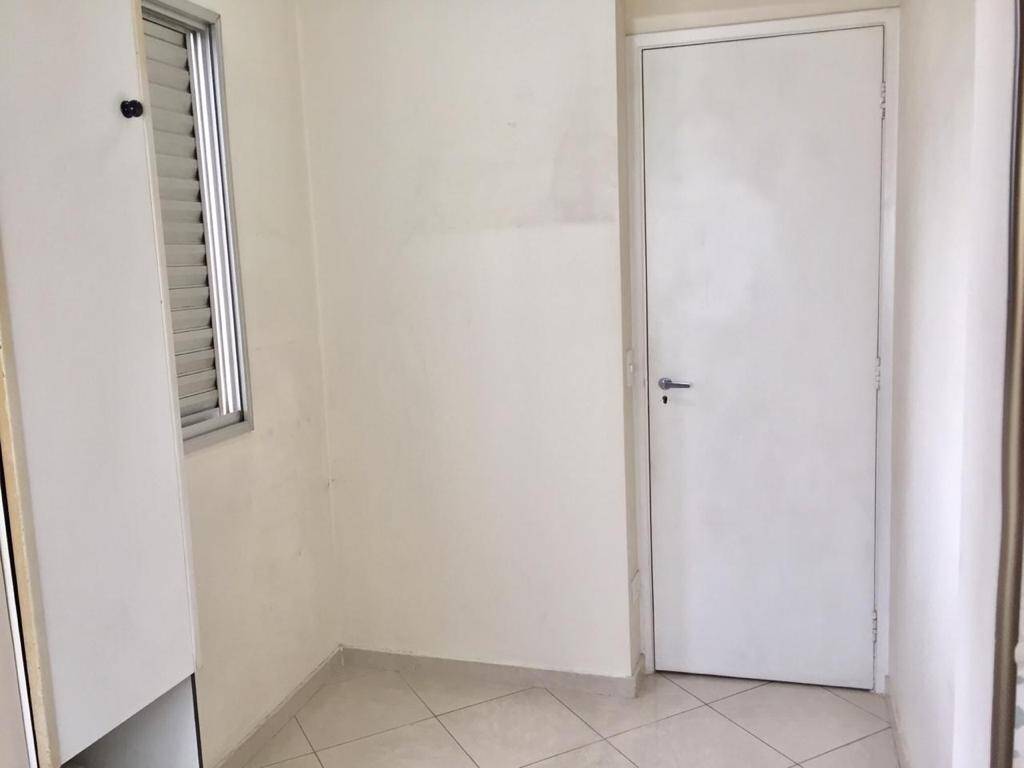 Apartamento à venda com 2 quartos, 63m² - Foto 15