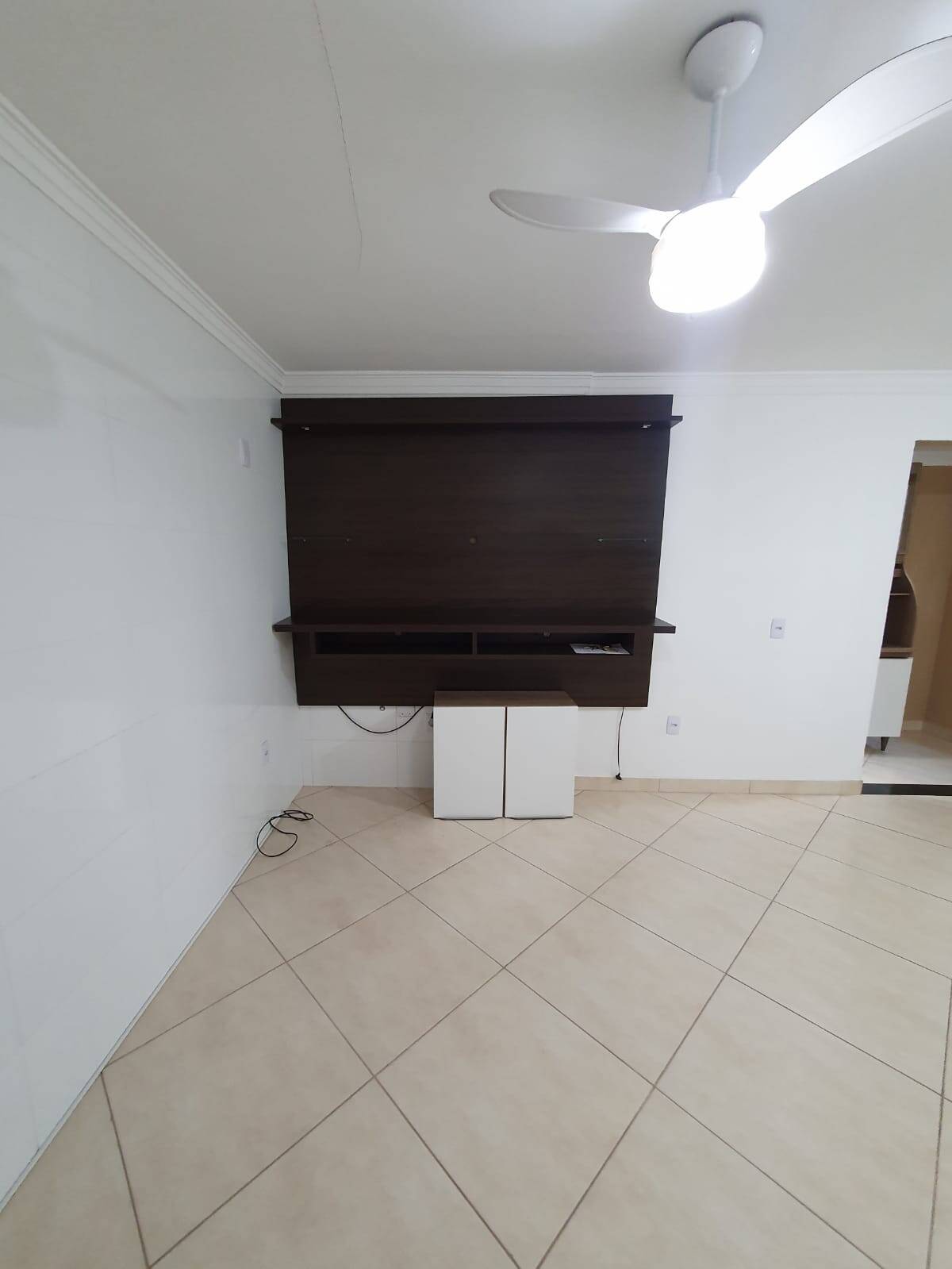 Apartamento à venda com 2 quartos, 65m² - Foto 7