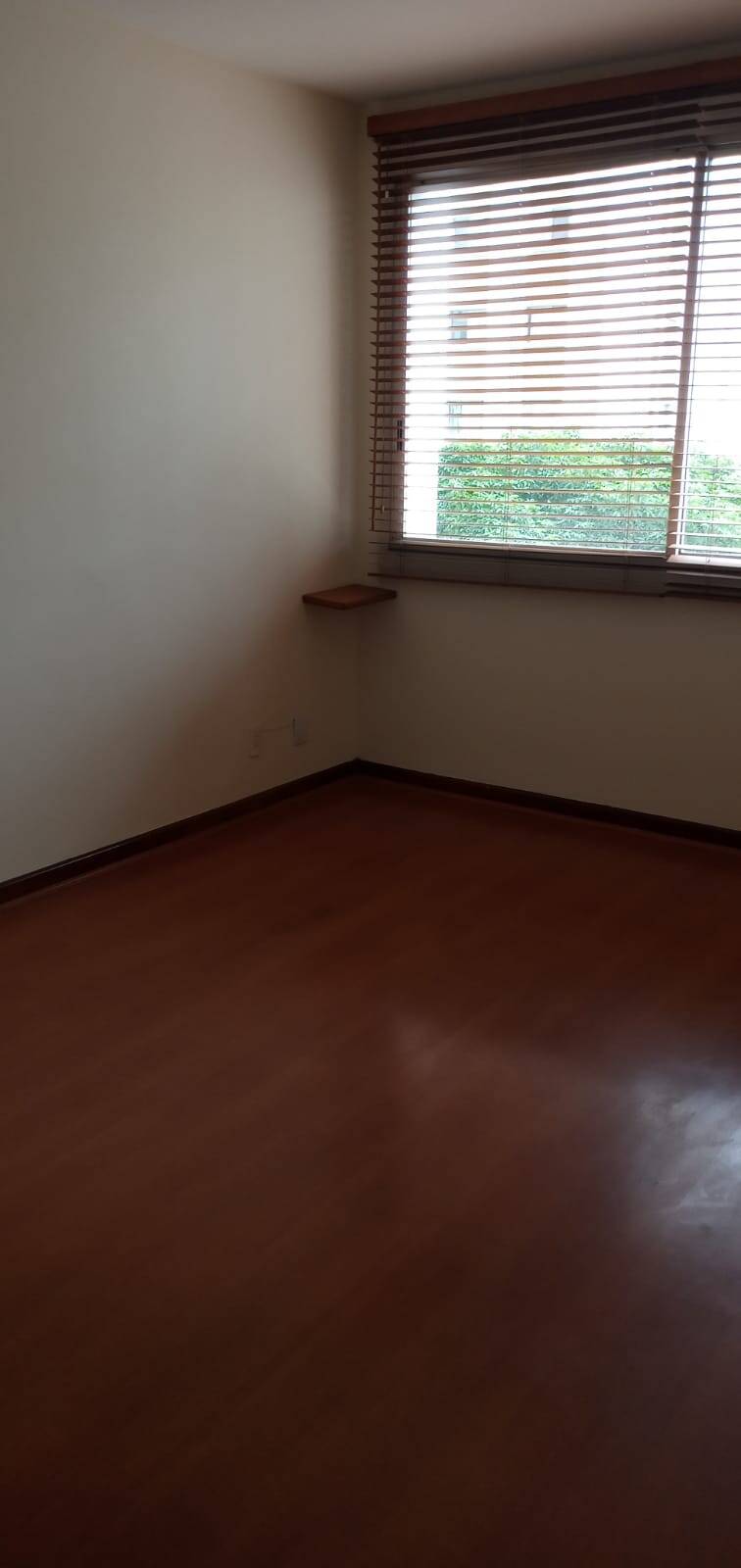 Apartamento para alugar com 2 quartos, 65m² - Foto 3