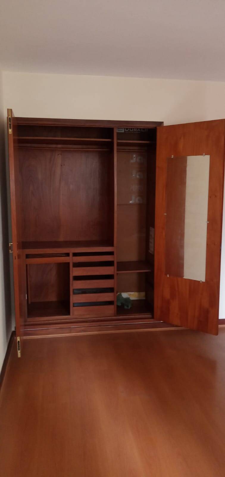 Apartamento para alugar com 2 quartos, 65m² - Foto 11