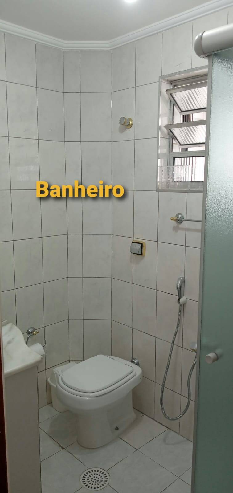 Apartamento para alugar com 2 quartos, 65m² - Foto 8